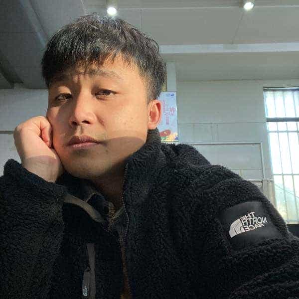 湖南30岁单身帅哥真诚找对象-新建征婚相亲网