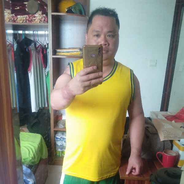 广西34岁单身帅哥真诚找对象-新建征婚相亲网