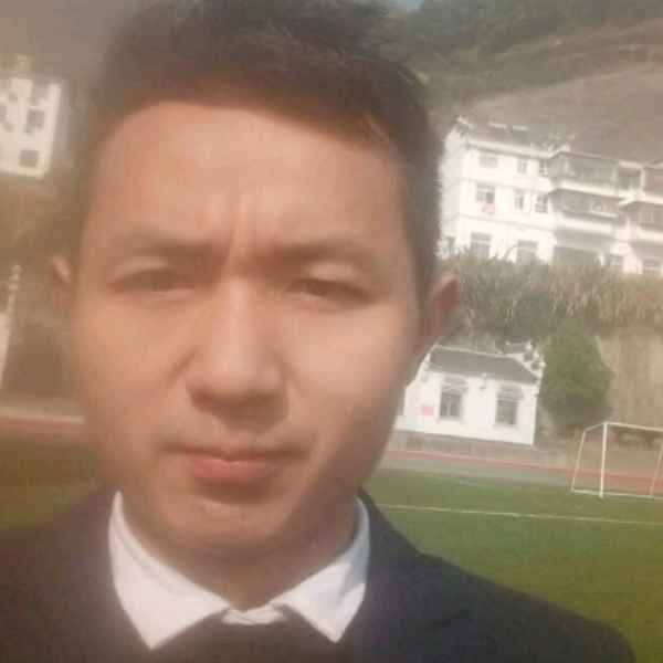 湖北35岁单身帅哥真诚找对象-新建征婚相亲网