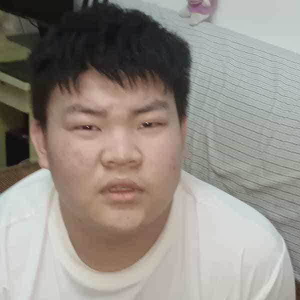 江苏20岁单身帅哥真诚找对象-新建征婚相亲网