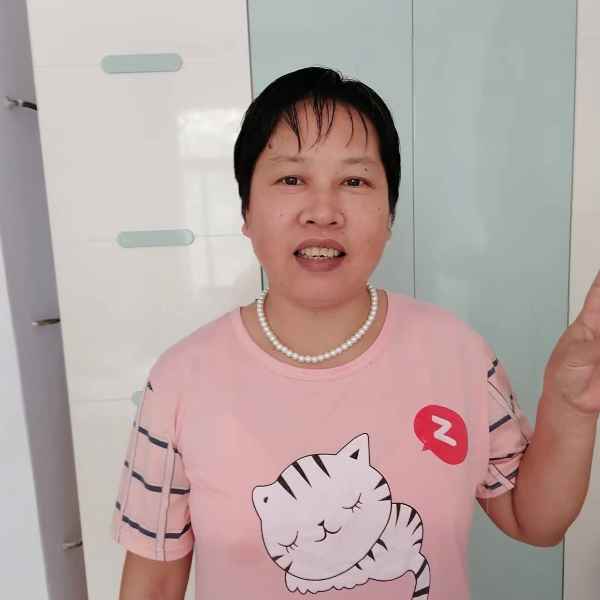湖北49岁单身美女真诚找对象-新建征婚相亲网