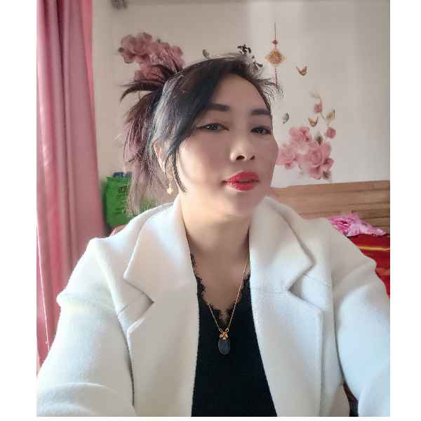 云南44岁单身美女真诚找对象-新建征婚相亲网