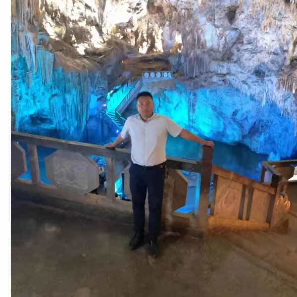 云南34岁单身帅哥真诚找对象-新建征婚相亲网