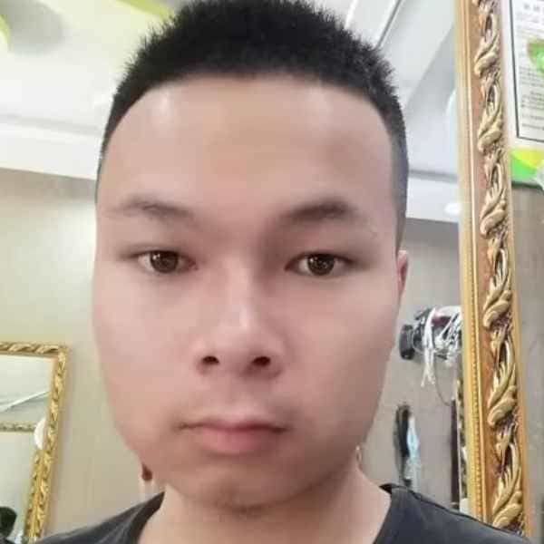 云南28岁单身帅哥真诚找对象-新建征婚相亲网