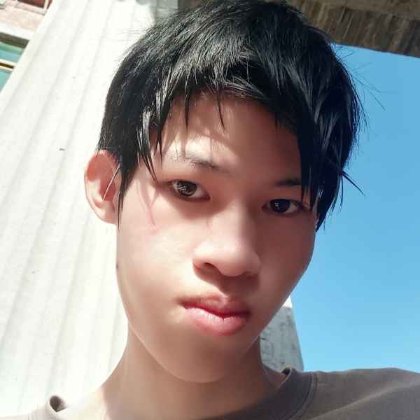 海南21岁单身帅哥真诚找对象-新建征婚相亲网