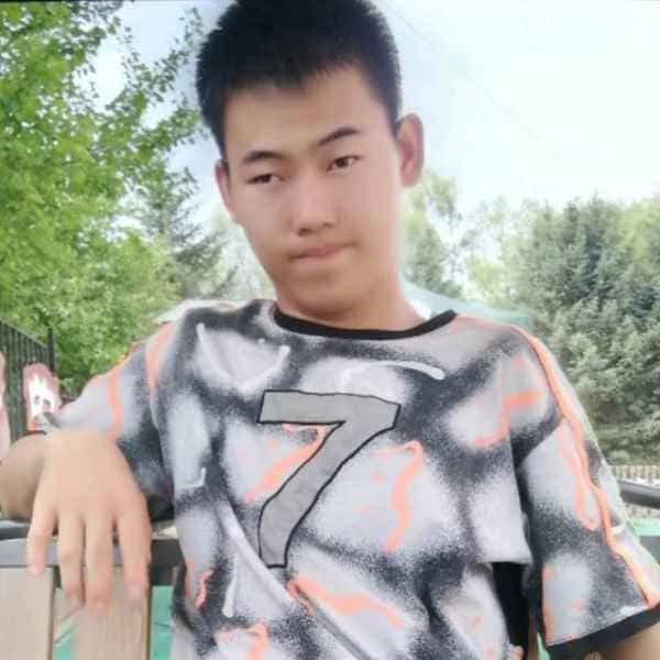 天津20岁单身帅哥真诚找对象-新建征婚相亲网