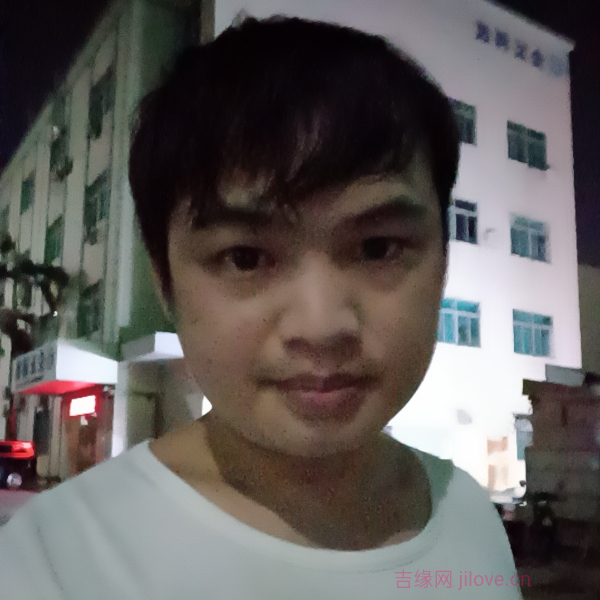 广西30岁单身帅哥真诚找对象-新建征婚相亲网