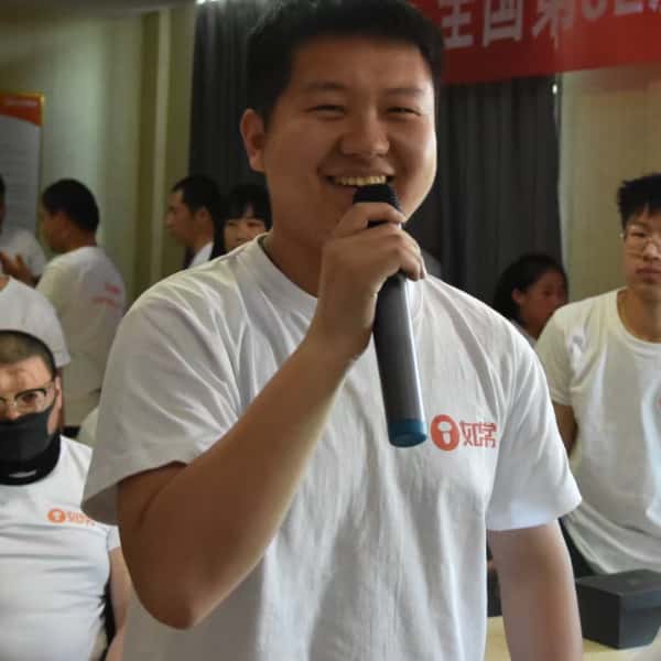 山西27岁单身帅哥真诚找对象-新建征婚相亲网