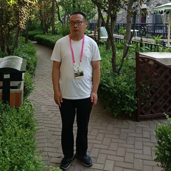 山东40岁单身帅哥真诚找对象-新建征婚相亲网