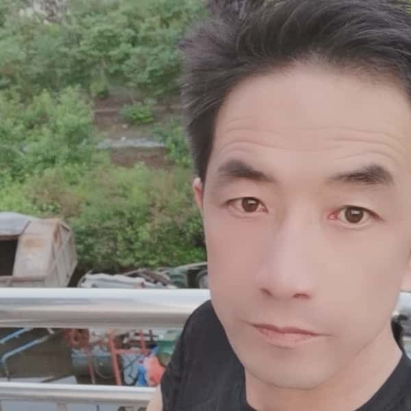 陕西44岁单身帅哥真诚找对象-新建征婚相亲网