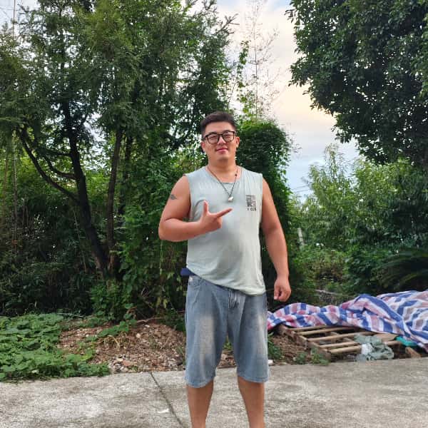 浙江31岁单身帅哥真诚找对象-新建征婚相亲网