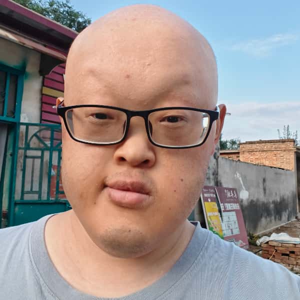 山东27岁单身帅哥真诚找对象-新建征婚相亲网