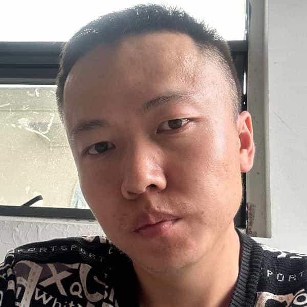 青海32岁单身帅哥真诚找对象-新建征婚相亲网