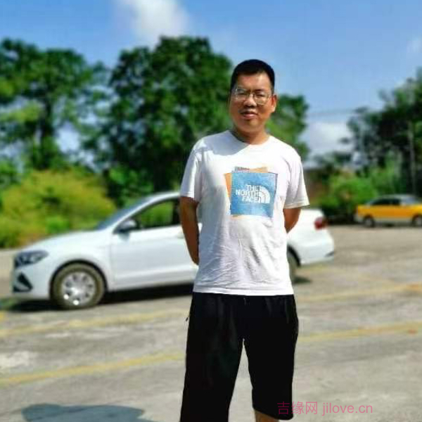 广西33岁单身帅哥真诚找对象-新建征婚相亲网